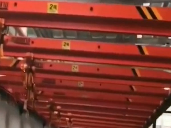 門(mén)式起重機(jī)從格是多少錢(qián)一臺(tái)